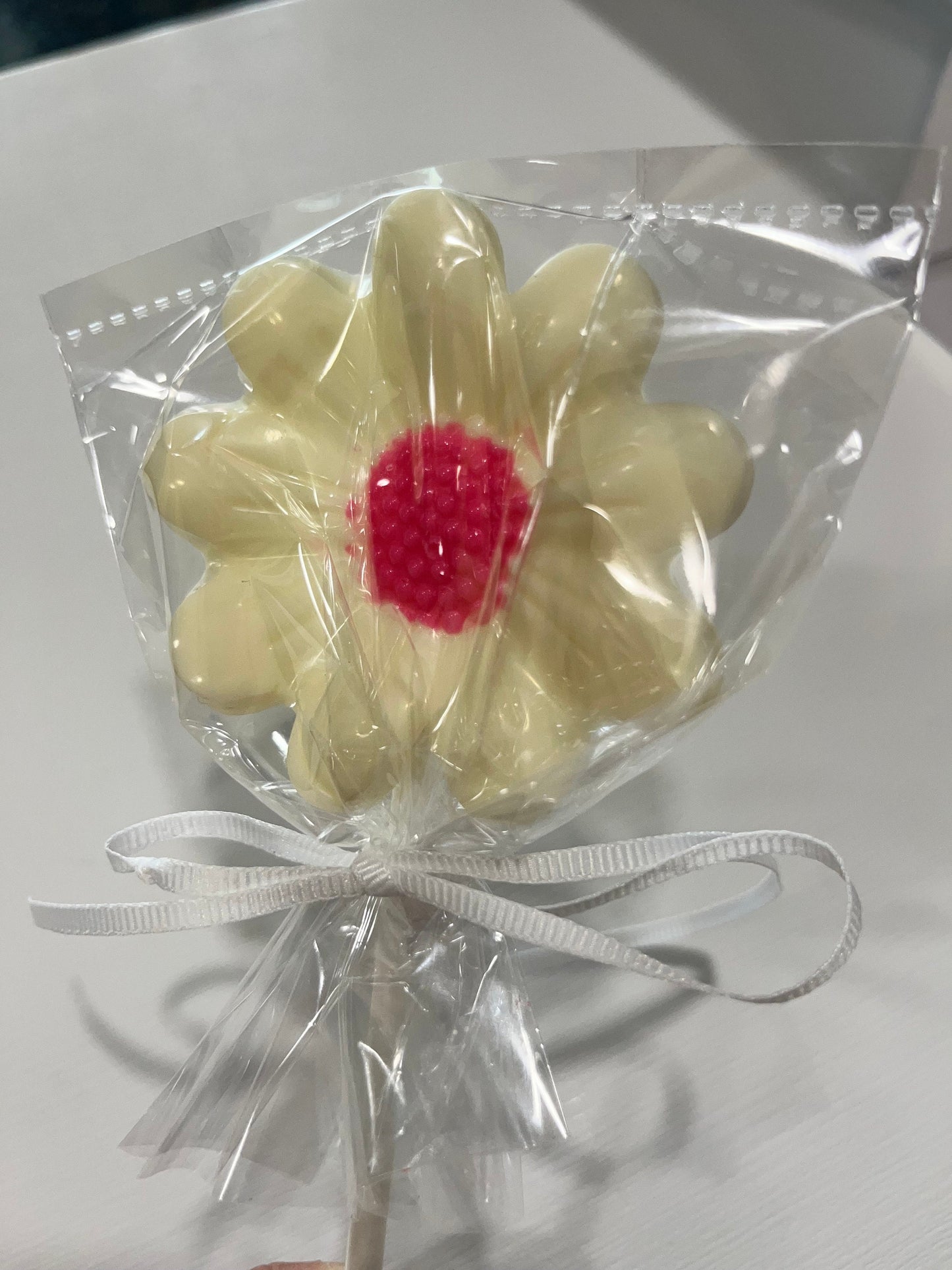 Rainbow Daisy Chocolate Lollipops, Flower Lollipop Chocolate Party Favors