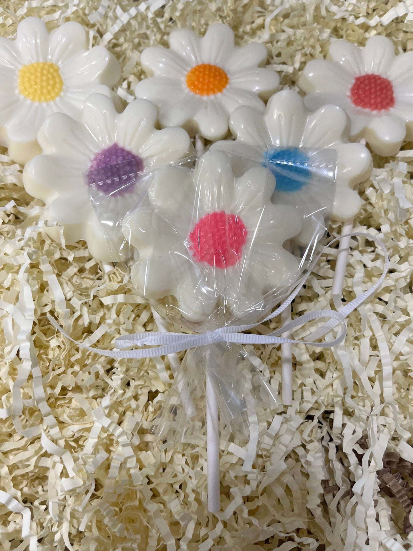 Rainbow Daisy Chocolate Lollipops, Flower Lollipop Chocolate Party Favors