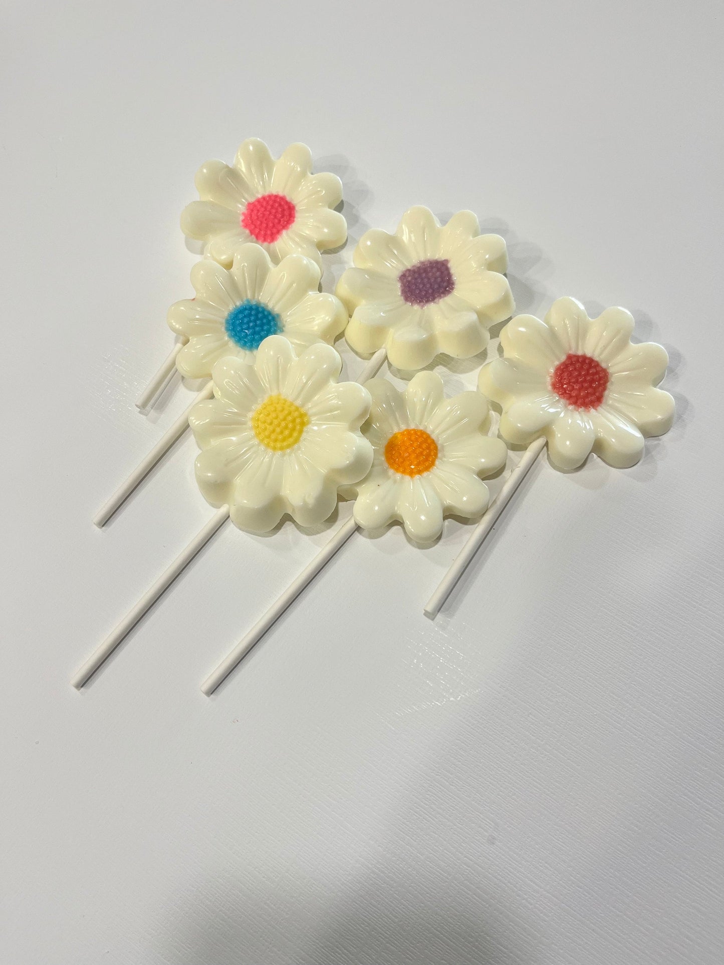 Rainbow Daisy Chocolate Lollipops, Flower Lollipop Chocolate Party Favors