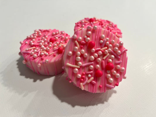 Hot Pink Chocolate Oreos, Light Pink and White Treats, Mermaid Birthday Treats, Hot Pink and White Desserts, Barbie Desserts